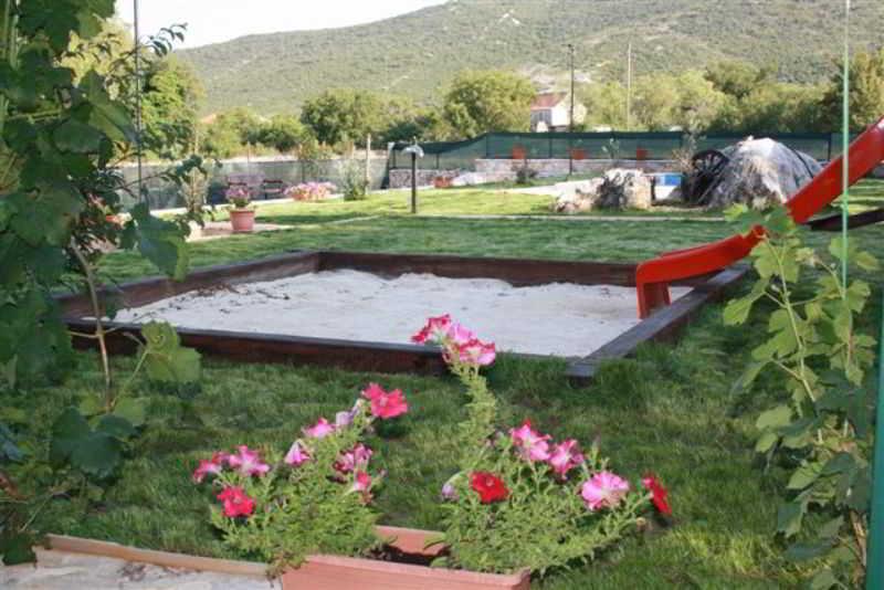 Bristivica Villa Dalmatica Moderna מראה חיצוני תמונה